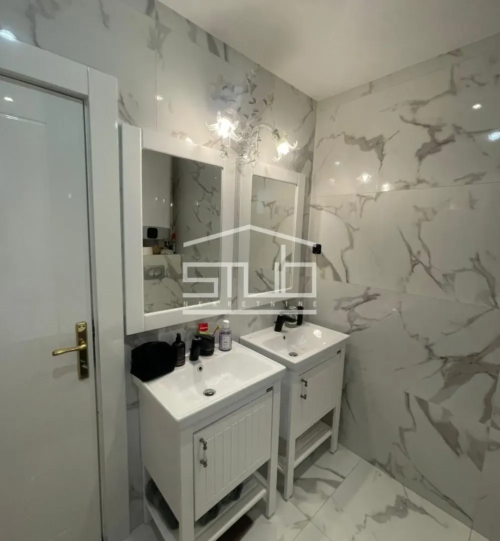 Rent, apartment, 158m², Senjak, Beograd