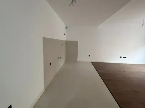 Prodaja, jednosoban stan, 54m², Centar, Podgorica - image 5