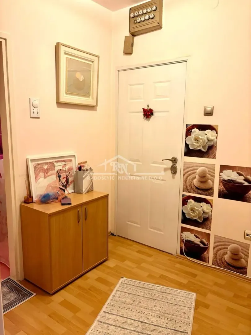 Sale, two bedroom apartment, 54m², Petlovo Brdo, Beograd