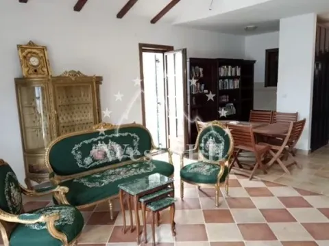 Sale, two bedroom apartment, 92m², Kostanjica, Kotor - image 4