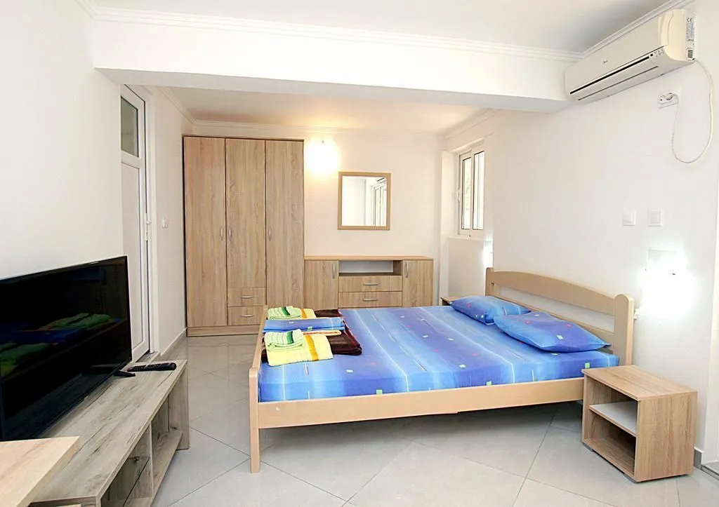 Sale, house, 170m², Reževići, Budva