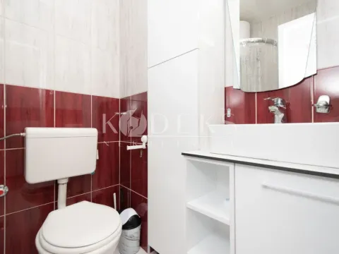 Izdavanje, garsonjera, 20m², Gintaš, Podgorica - image 5