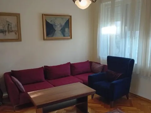 Izdavanje, dvosoban stan, 95m², Centar, Podgorica - image 3