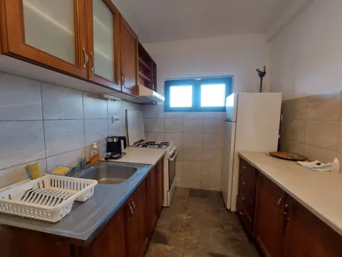 Rent, one bedroom apartment, 50m², Radanovići, Kotor - image 4