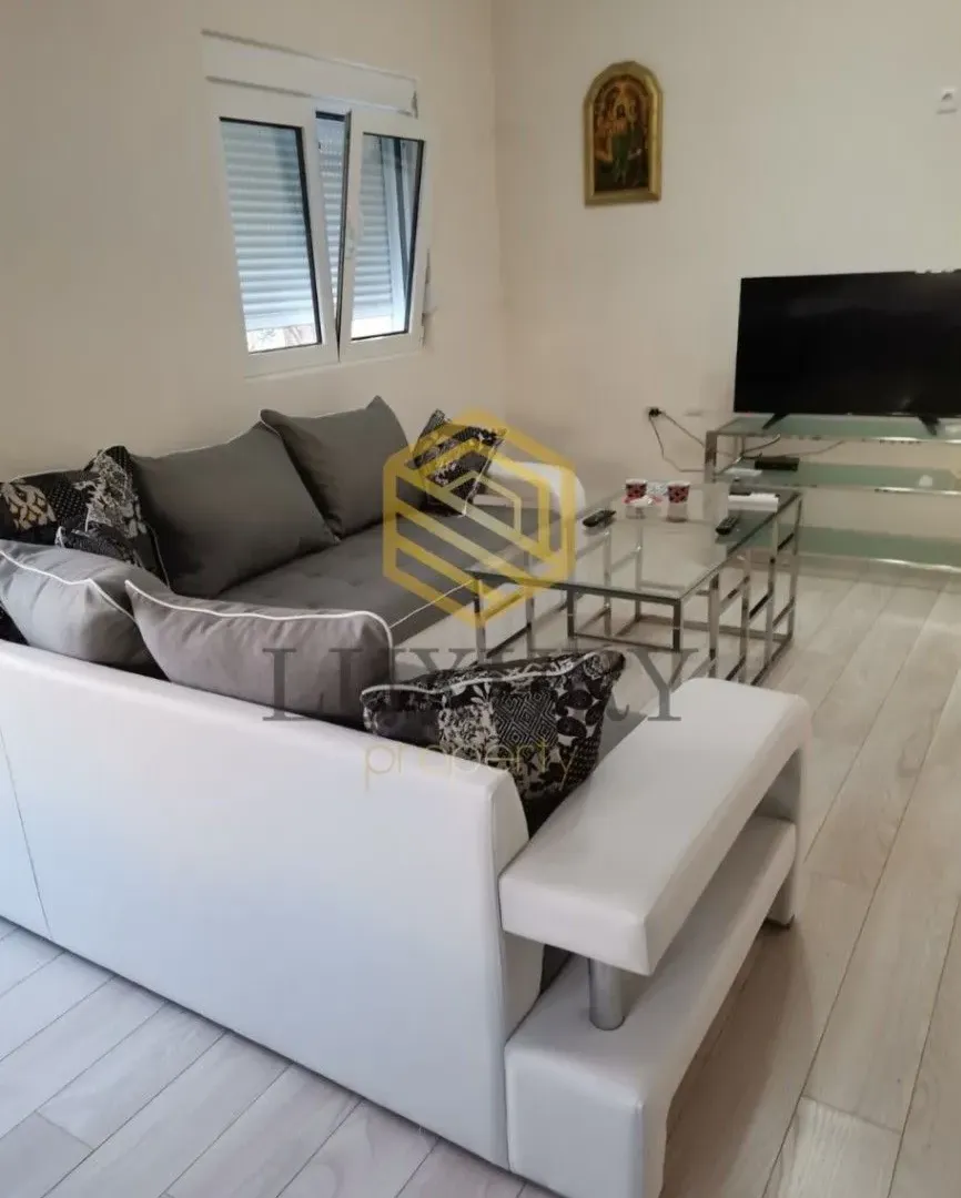 Rent, house, 50m², Stari Aerodrom, Podgorica