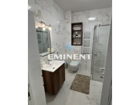 Izdavanje, dvosoban stan, 61m², Zemun Gornji Grad, Zemun Sve Podlokacije - image 13