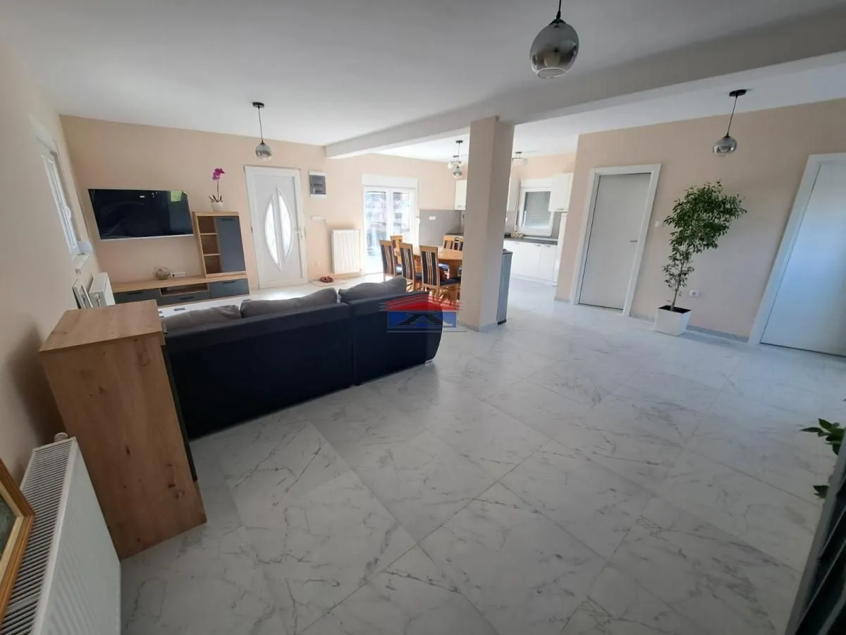 Sale, house, 120m², Kamenjar, Novi Sad Sve Podlokacije