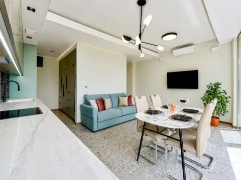 Prodaja, dvosoban stan, 115m², Bečići, Budva - image 2