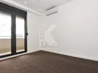 Izdavanje, poslovni prostor, 117m², Momišići, Podgorica - image 7