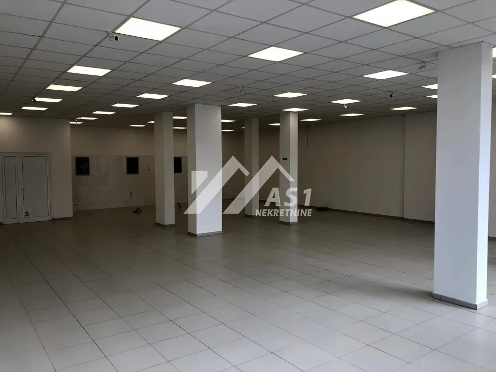 Rent, office space, 330m², Telep, Novi Sad Sve Podlokacije