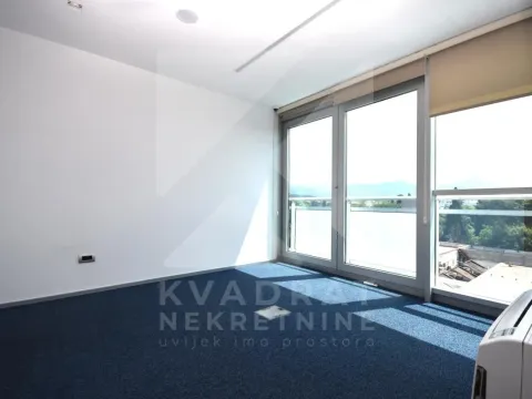 Prodaja, poslovni prostor, 391m², Preko Morače, Podgorica - image 14