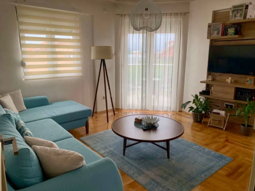 Izdavanje, dvosoban stan, 74m², Zabjelo, Podgorica