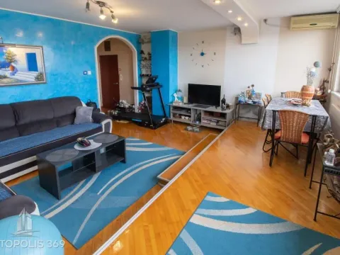 Prodaja, četvorosoban stan, 98m², Voždovac Sve Podlokacije, Beograd - image 2