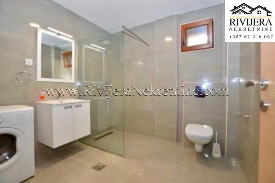 Prodaja, dvosoban stan, 69m², Kalimanj, Tivat