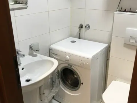 Rent, studio apartment, 33m², City Kvart, Podgorica - image 4