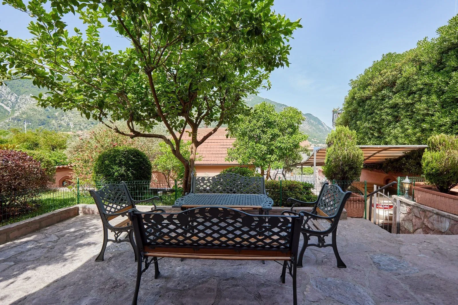 Sale, house, 120m², Dobrota, Kotor