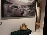 Prodaja, dvosoban stan, 85m², Dobrota, Kotor - image 11