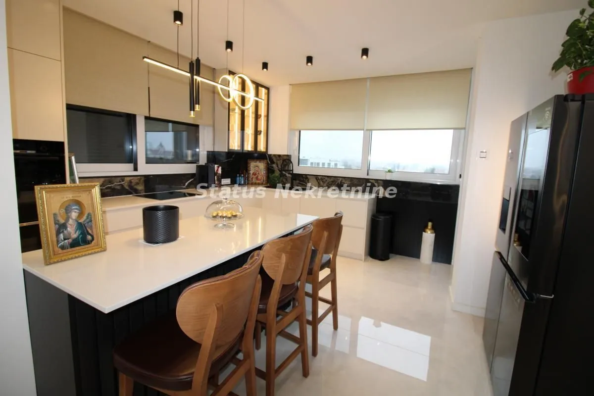 Izdavanje, stan, 200m², Telep, Novi Sad Sve Podlokacije
