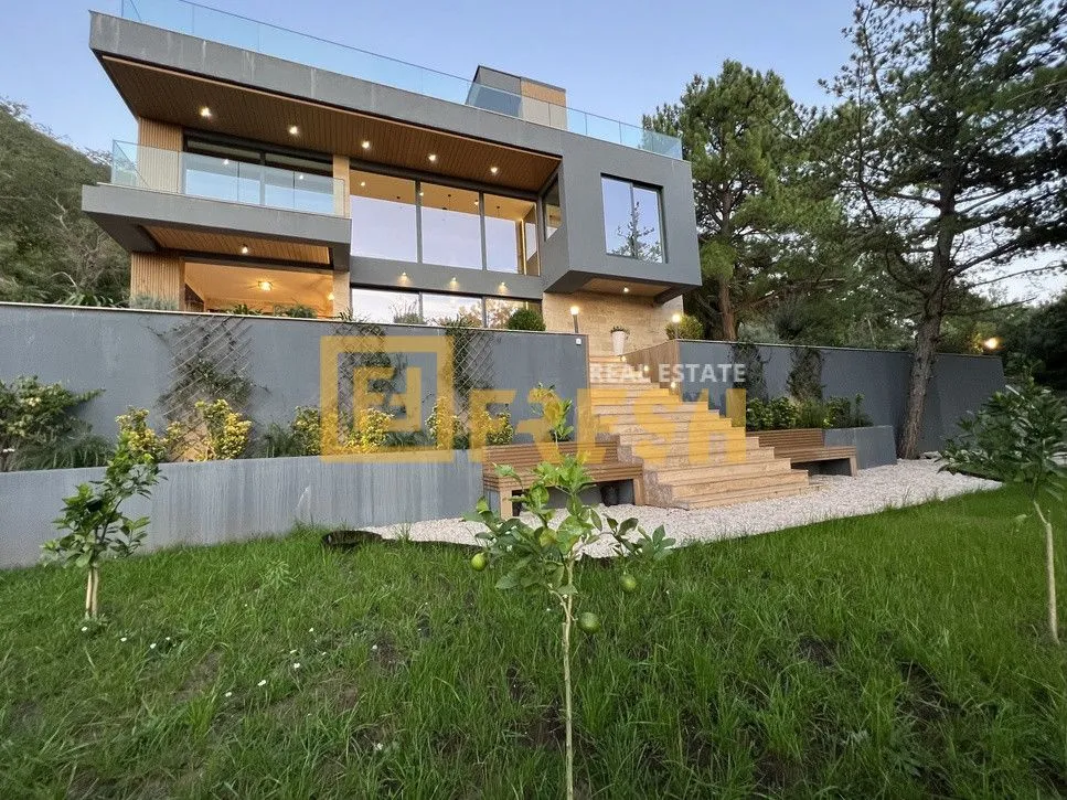 Prodaja, kuća, 480m², Kotor, Crna Gora