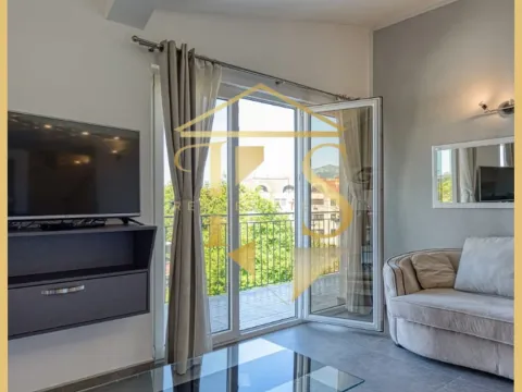 Rent, three bedroom apartment, 120m², Seljanovo, Tivat - image 2