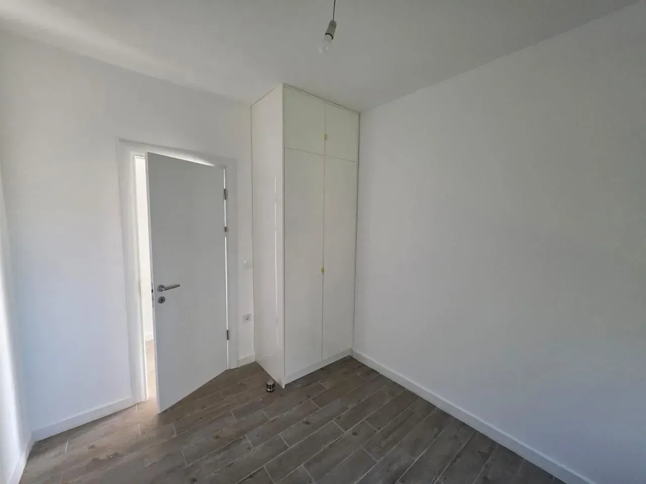 Prodaja, trosoban stan, 88m², Pržno, Budva