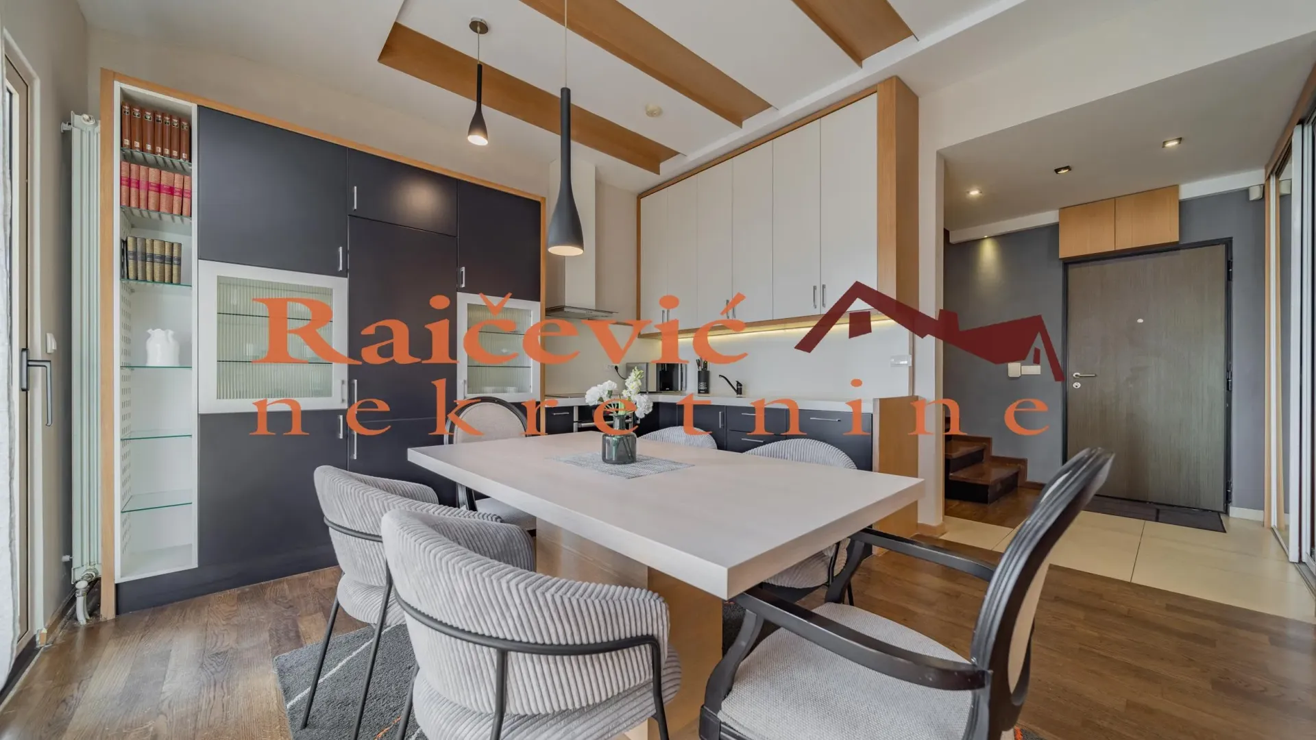 Rent, three bedroom apartment, 120m², Kalenić Pijaca, Vračar Sve Podlokacije