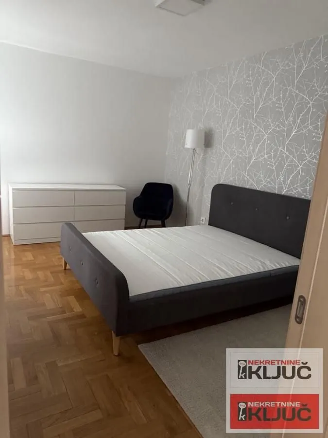 Izdavanje, jednosoban stan, 47m², Bulevar Oslobodjenja, Novi Sad Sve Podlokacije