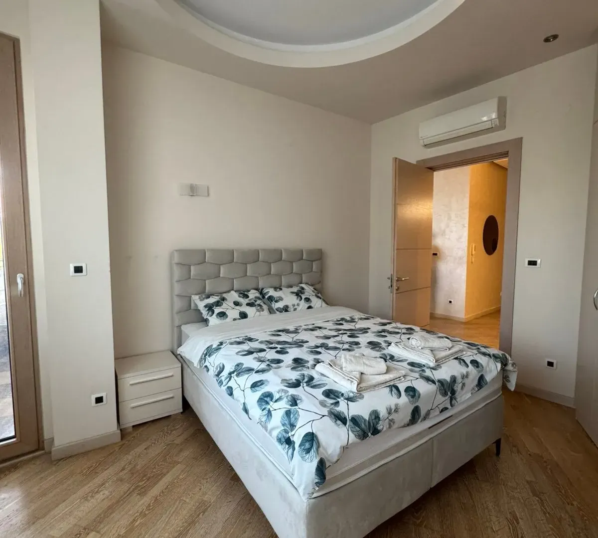 Sale, two bedroom apartment, 117m², Centar, Budva