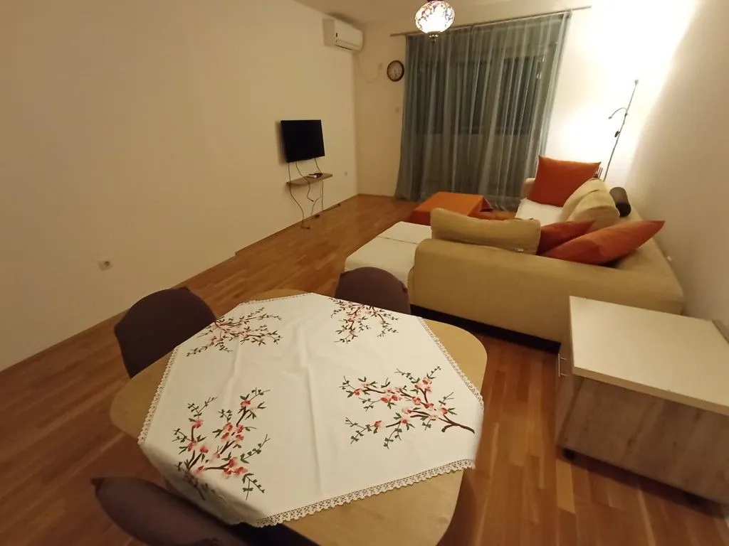 Rent, one bedroom apartment, 52m², Ljubović, Podgorica