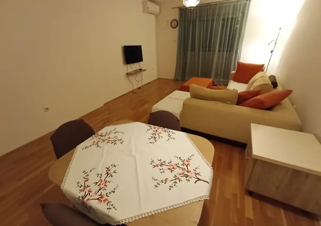 Rent, one bedroom apartment, 52m², Ljubović, Podgorica