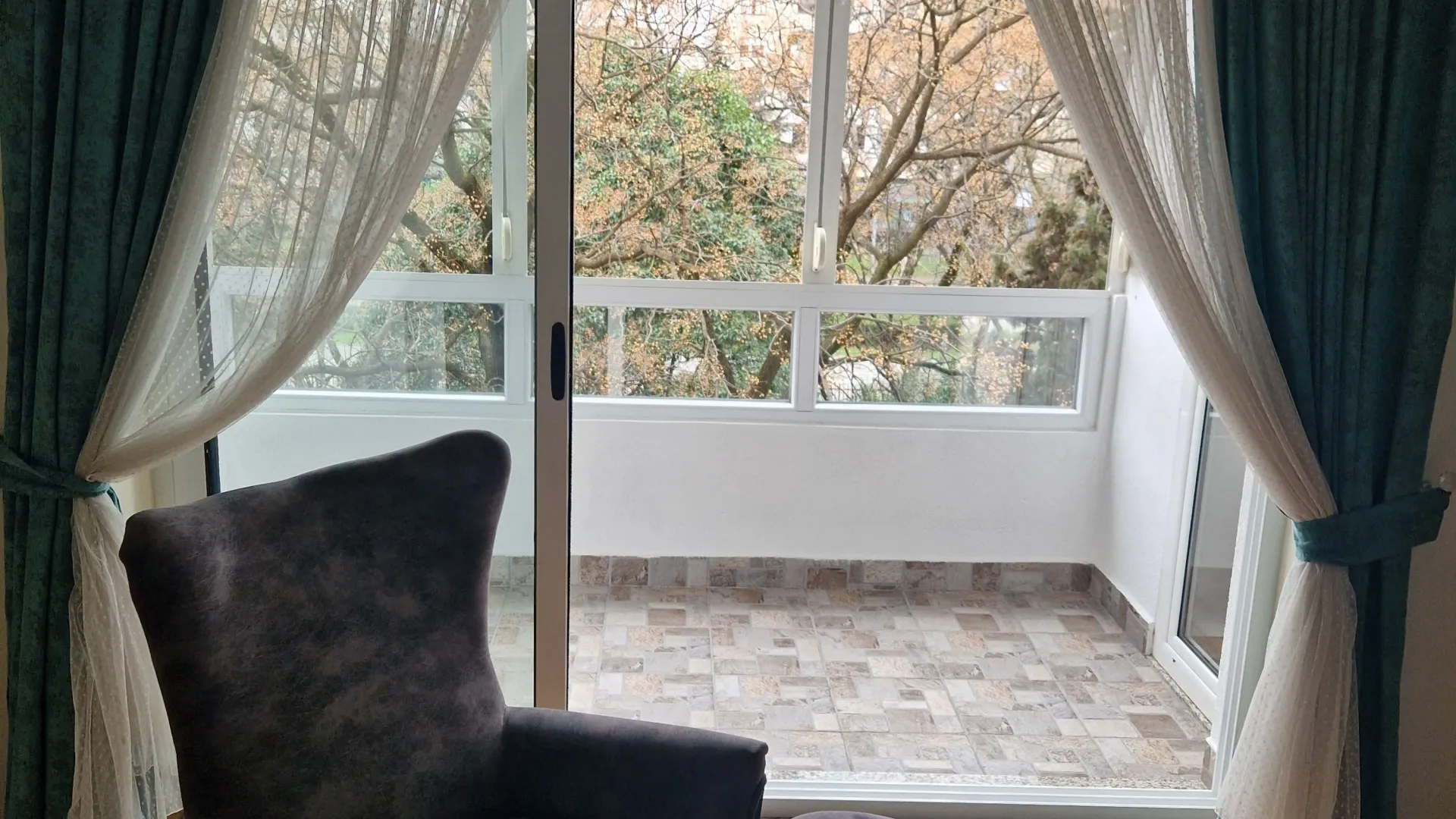 Izdavanje, jednosoban stan, 62m², Preko Morače, Podgorica