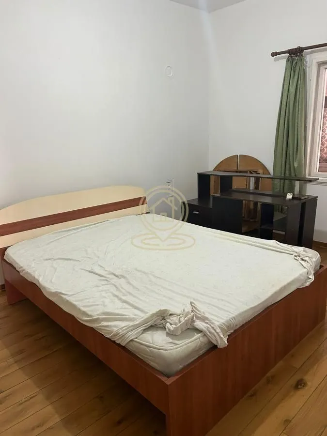 Izdavanje, trosoban stan, 70m², Čajkino brdo, Vrnjačka Banja