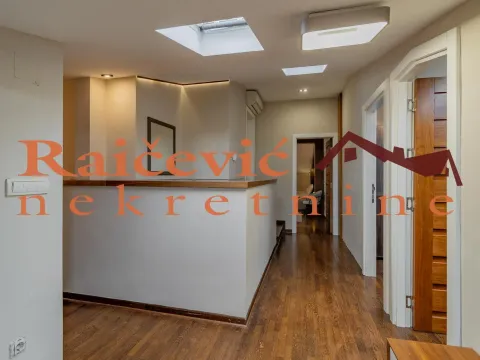 Rent, three bedroom apartment, 120m², Kalenić Pijaca, Vračar Sve Podlokacije - image 11