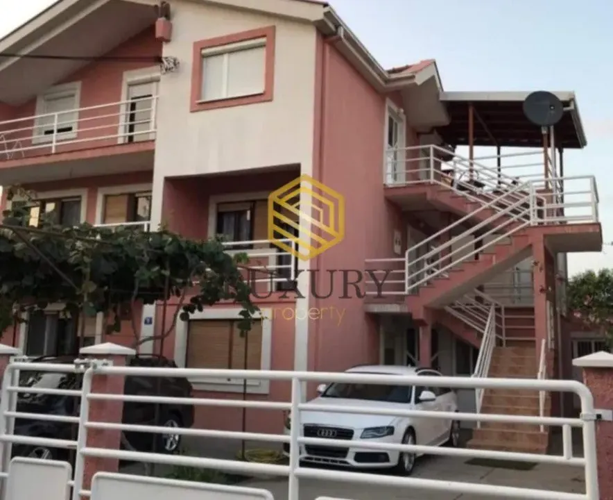 Izdavanje, trosoban stan, 120m², Zabjelo, Podgorica