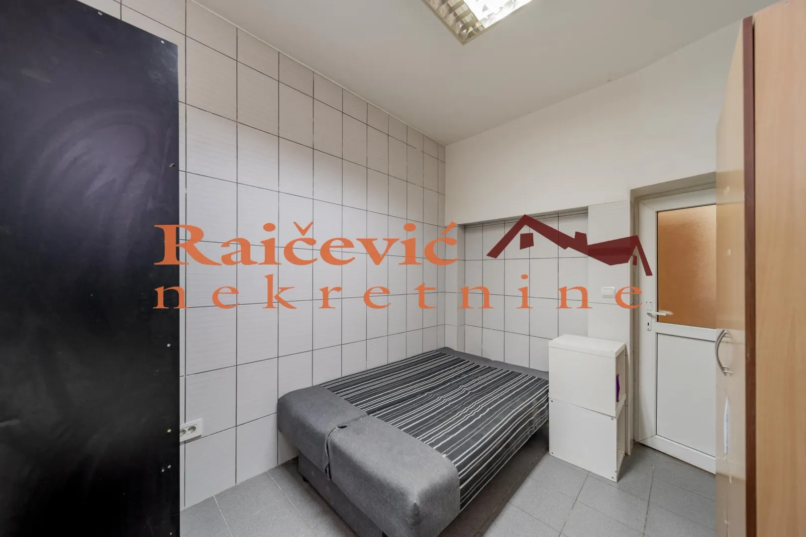 Prodaja, jednosoban stan, 38m², Zvezdara Sve Podlokacije, Beograd