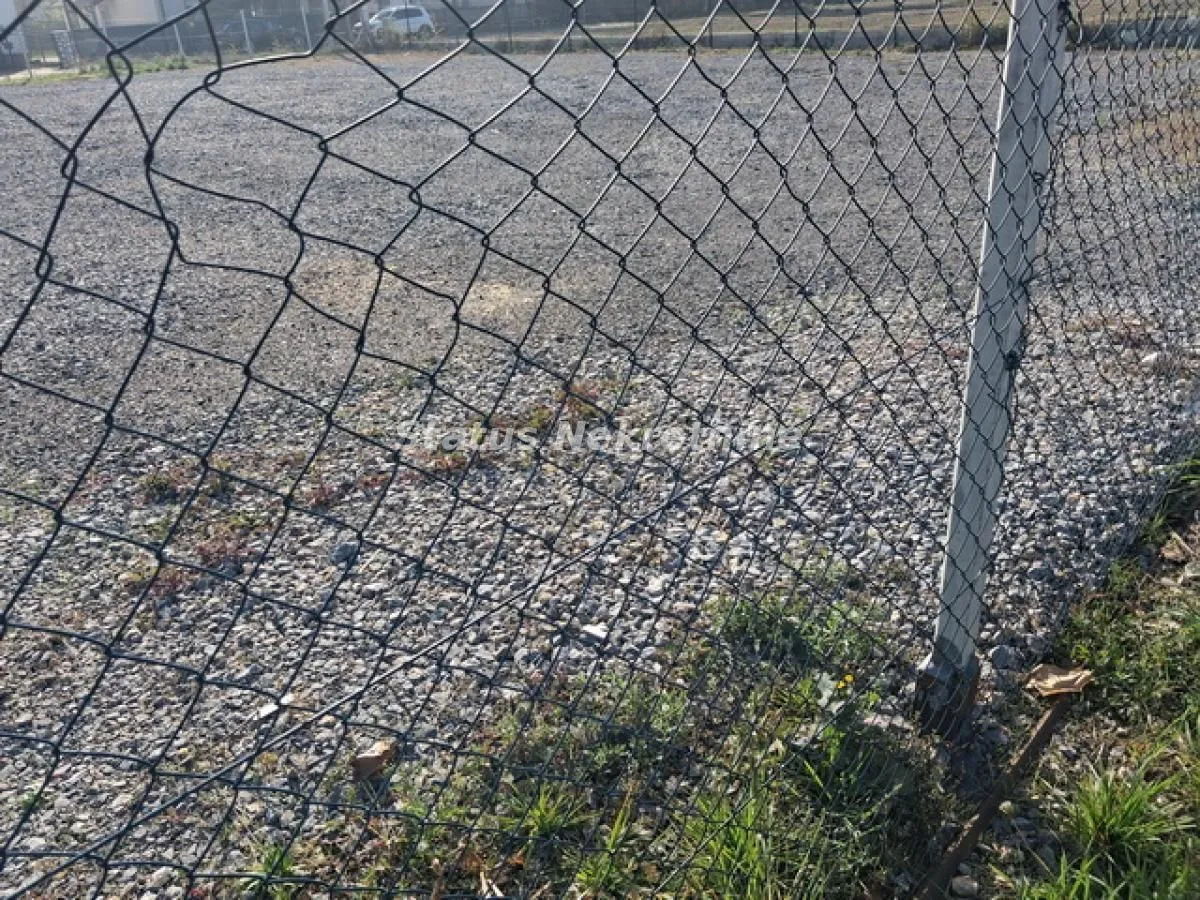 Izdavanje, plac, 1340m², Futog, Novi Sad Sve Podlokacije