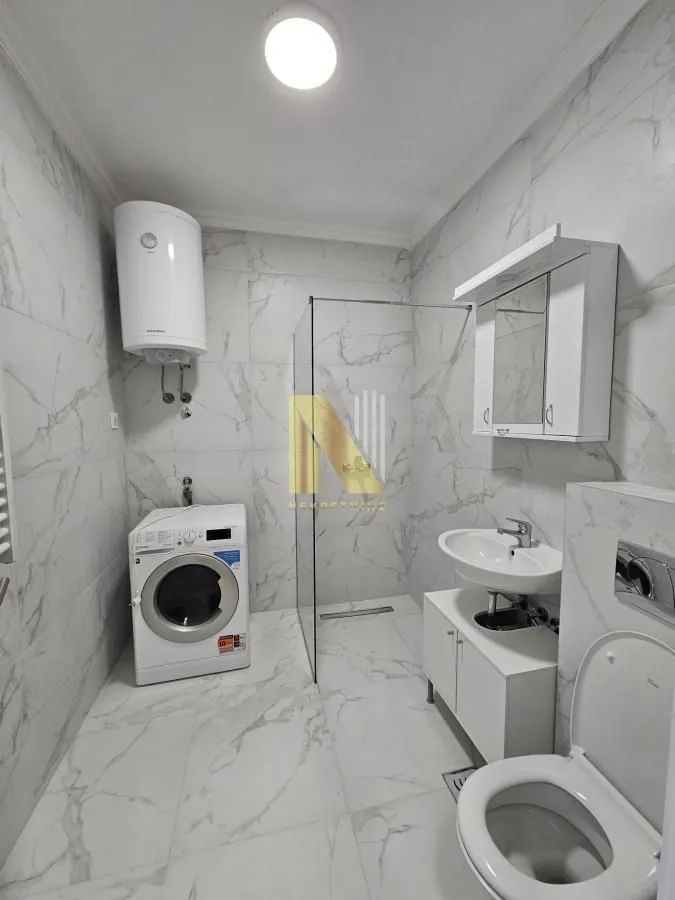 Izdavanje, jednosoban stan, 42m², Avijatičarsko naselje, Novi Sad Sve Podlokacije