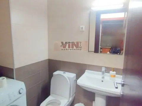 Izdavanje, poslovni prostor, 40m², Altina, Beograd - image 12