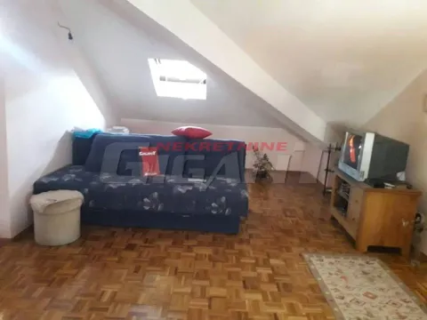 Prodaja, dvosoban stan, 65m², Višnjička Banja, Palilula Sve Podlokacije