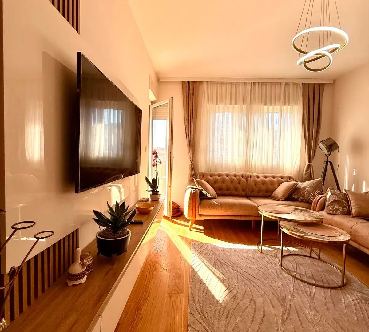Rent, two bedroom apartment, 72m², Central Point, Podgorica
