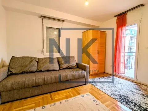 Izdavanje, trosoban stan, 92m², 1 maj, Podgorica - image 7