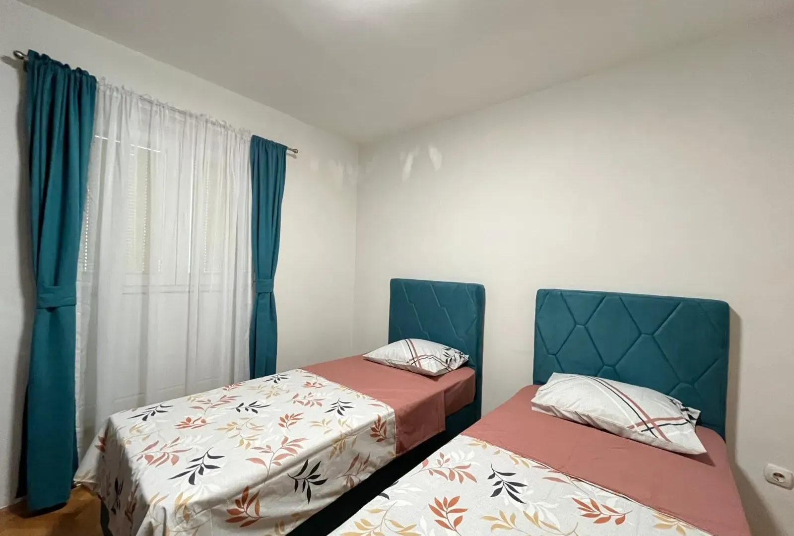 Prodaja, trosoban stan, 80m², Budva, Crna Gora