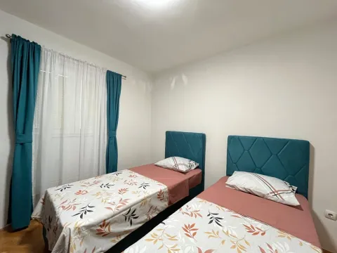 Prodaja, trosoban stan, 80m², Budva, Crna Gora - image 13