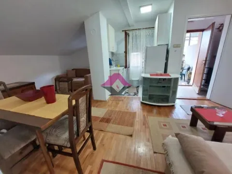Rent, two bedroom apartment, 40m², Uciteljsko Naselje, Zvezdara Sve Podlokacije - image 4