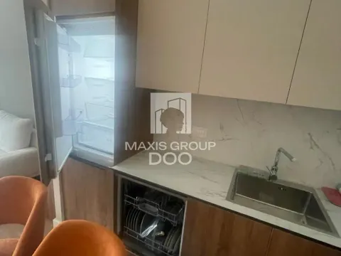 Izdavanje, trosoban stan, 72m², Savski Venac, Beograd - image 20