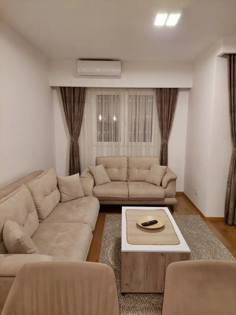 Izdavanje, jednosoban stan, 50m², Pobrežje, Podgorica