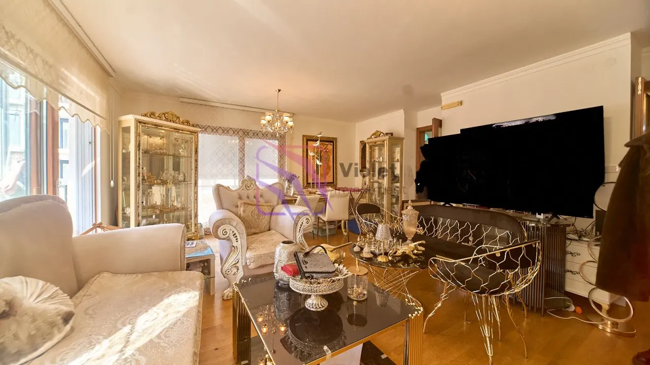 Prodaja, trosoban stan, 120m², Kruševac, Podgorica