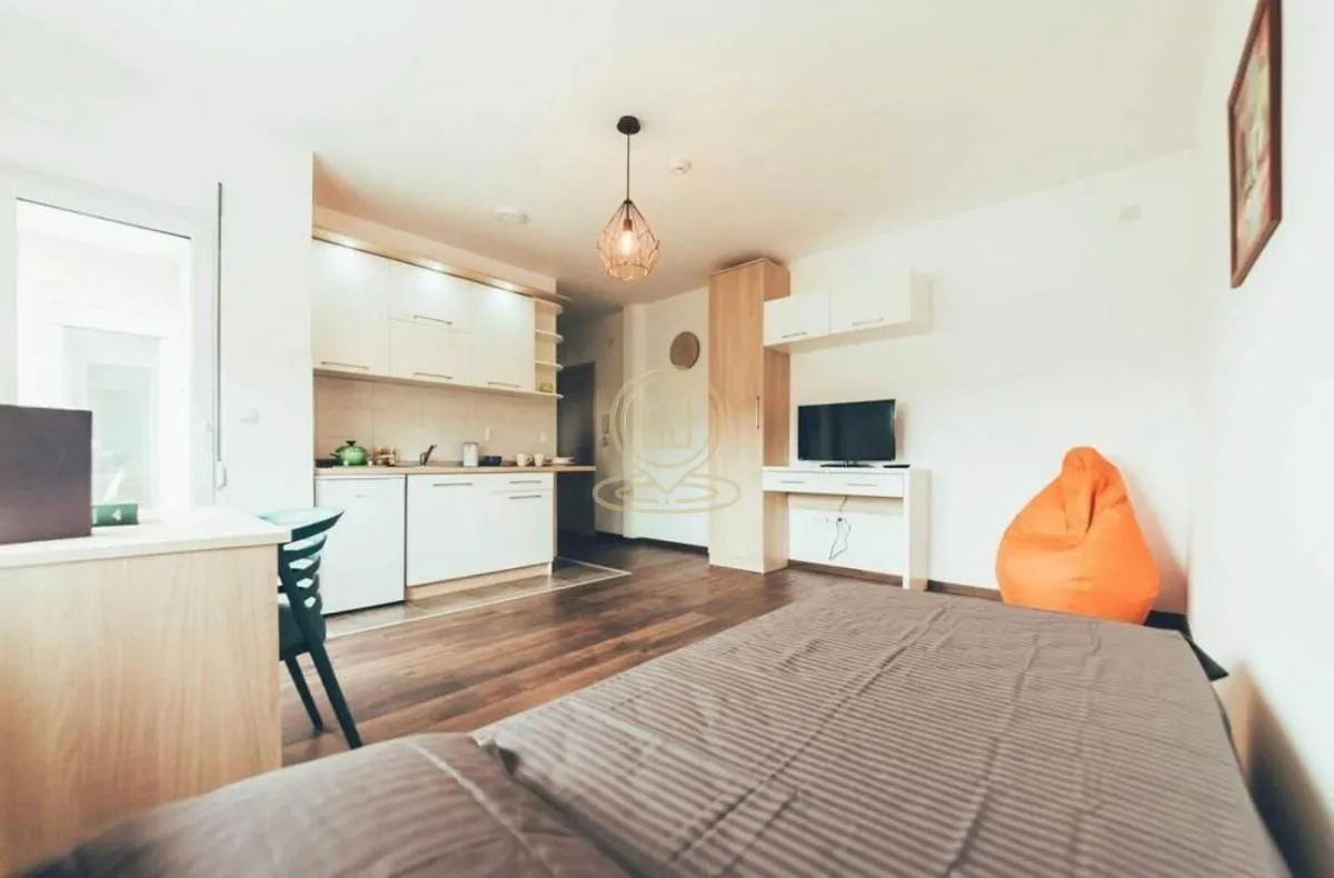 Izdavanje, garsonjera, 32m², Kragujevac, Srbija
