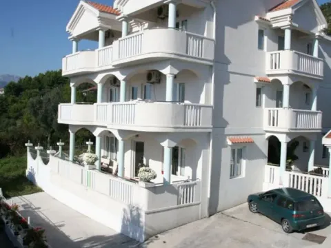 Prodaja, kuća, 570m², Tivat, Crna Gora - image 3
