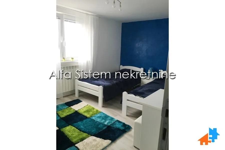 Izdavanje, trosoban stan, 68m², Stari Grad, Beograd